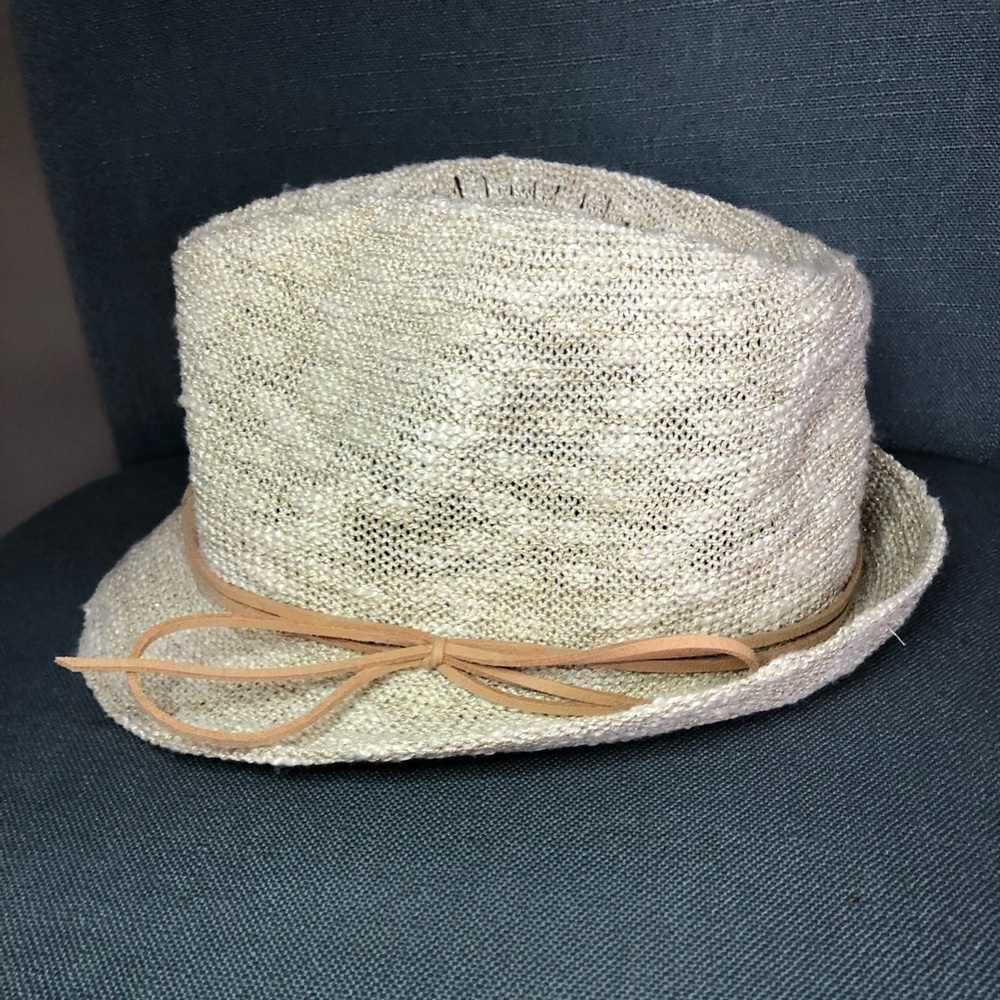 NWT Guess Island Fedora